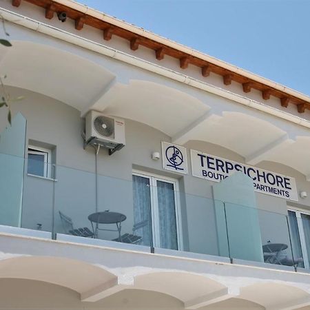 Terpsichore Boutique Bright New Sofita Studios And Appartment Dassia  Buitenkant foto