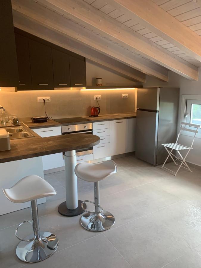Terpsichore Boutique Bright New Sofita Studios And Appartment Dassia  Buitenkant foto