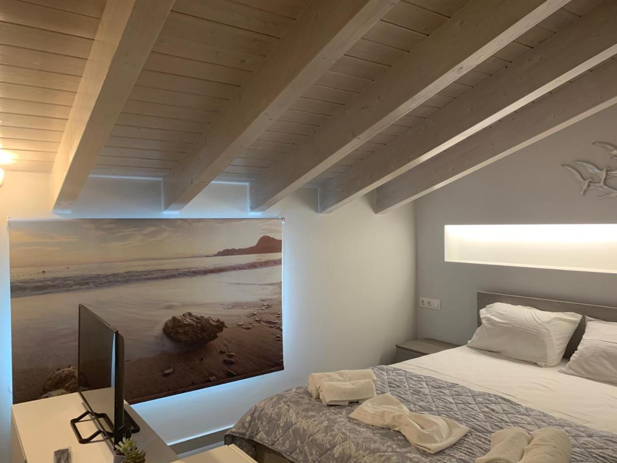 Terpsichore Boutique Bright New Sofita Studios And Appartment Dassia  Buitenkant foto