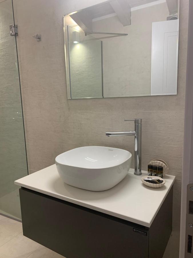 Terpsichore Boutique Bright New Sofita Studios And Appartment Dassia  Buitenkant foto