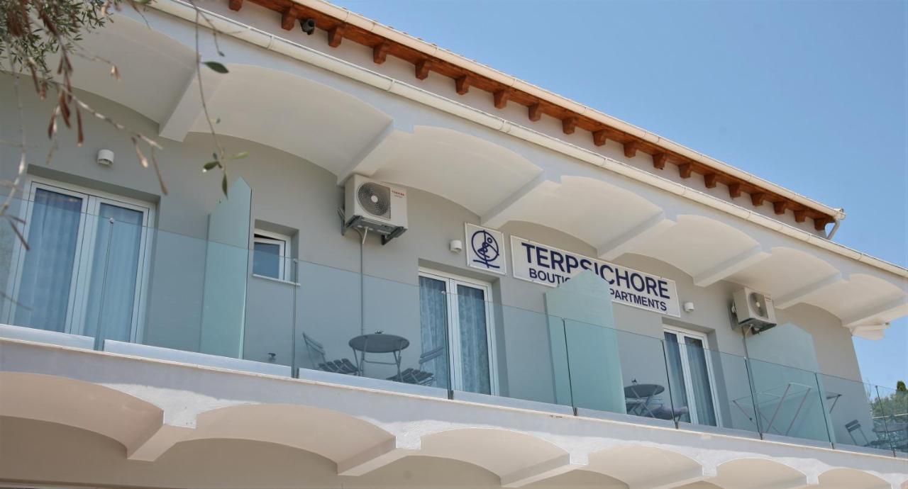 Terpsichore Boutique Bright New Sofita Studios And Appartment Dassia  Buitenkant foto