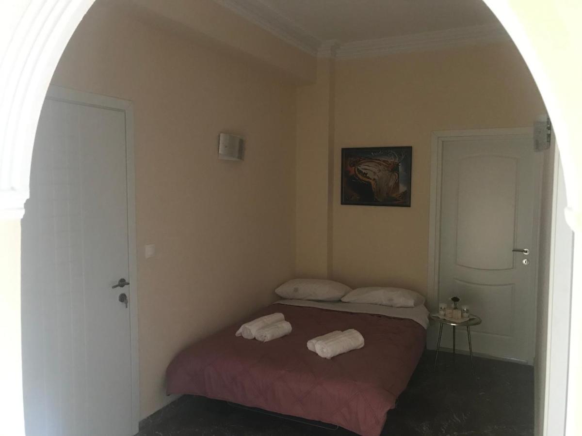 Terpsichore Boutique Bright New Sofita Studios And Appartment Dassia  Buitenkant foto